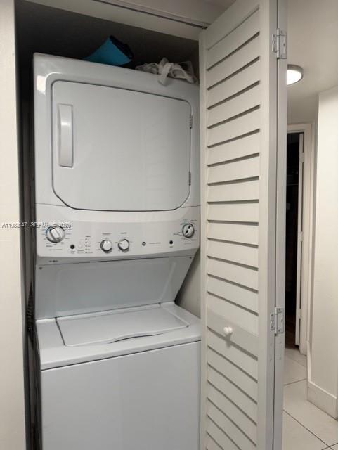 VILLA DORAL CONDO NO 2 - Residential Lease