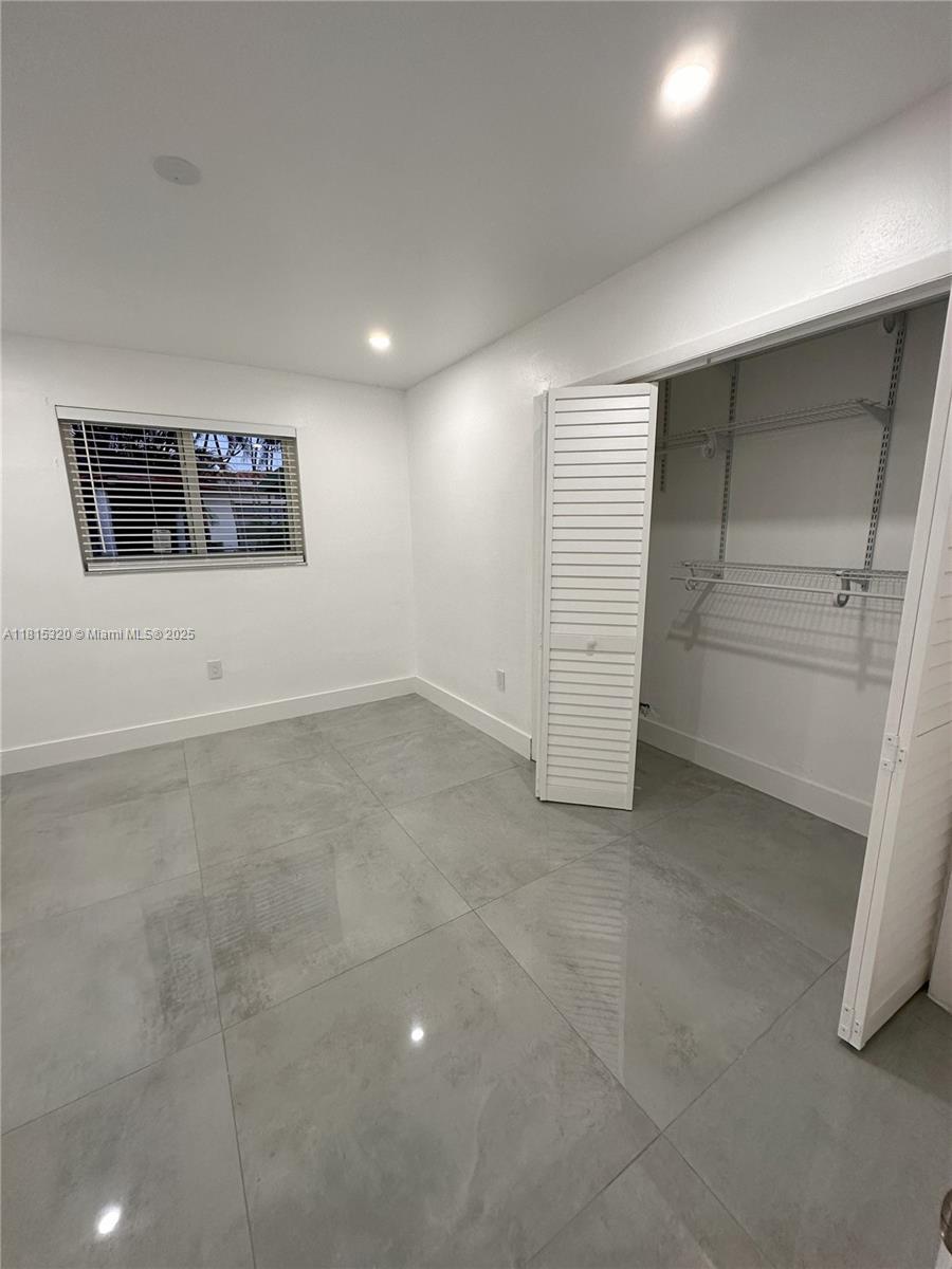 SILVER BLUFF GARDENS - Residential Lease