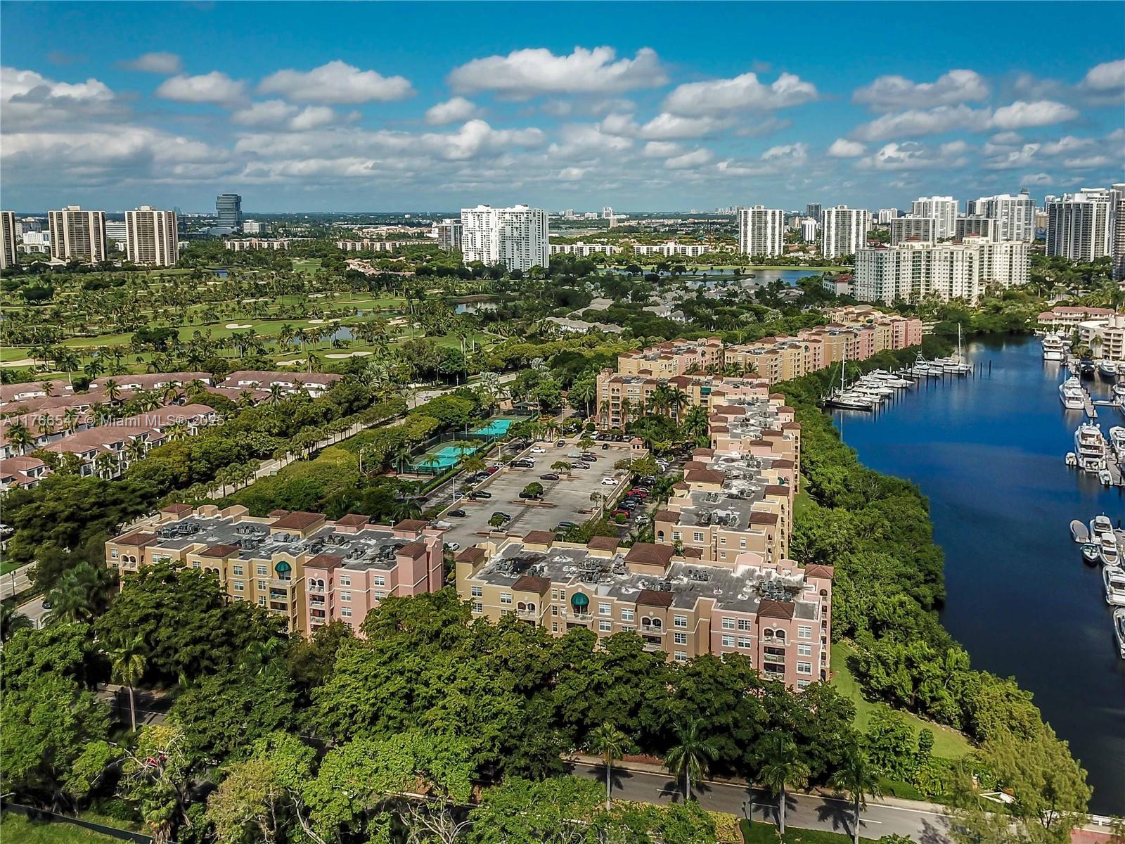 Rental Property at 19555 E Country Club Dr 8202, Aventura, Miami-Dade County, Florida - Bedrooms: 3 
Bathrooms: 2  - $4,000 MO.