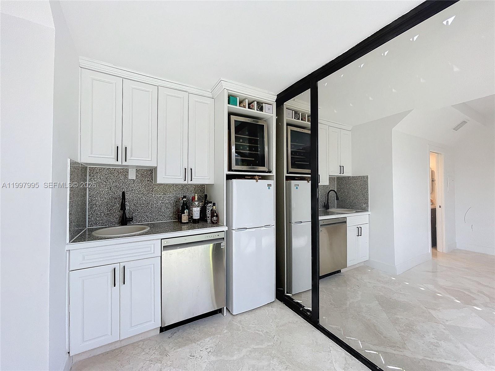 KEY COLONY NO 1 - Residential