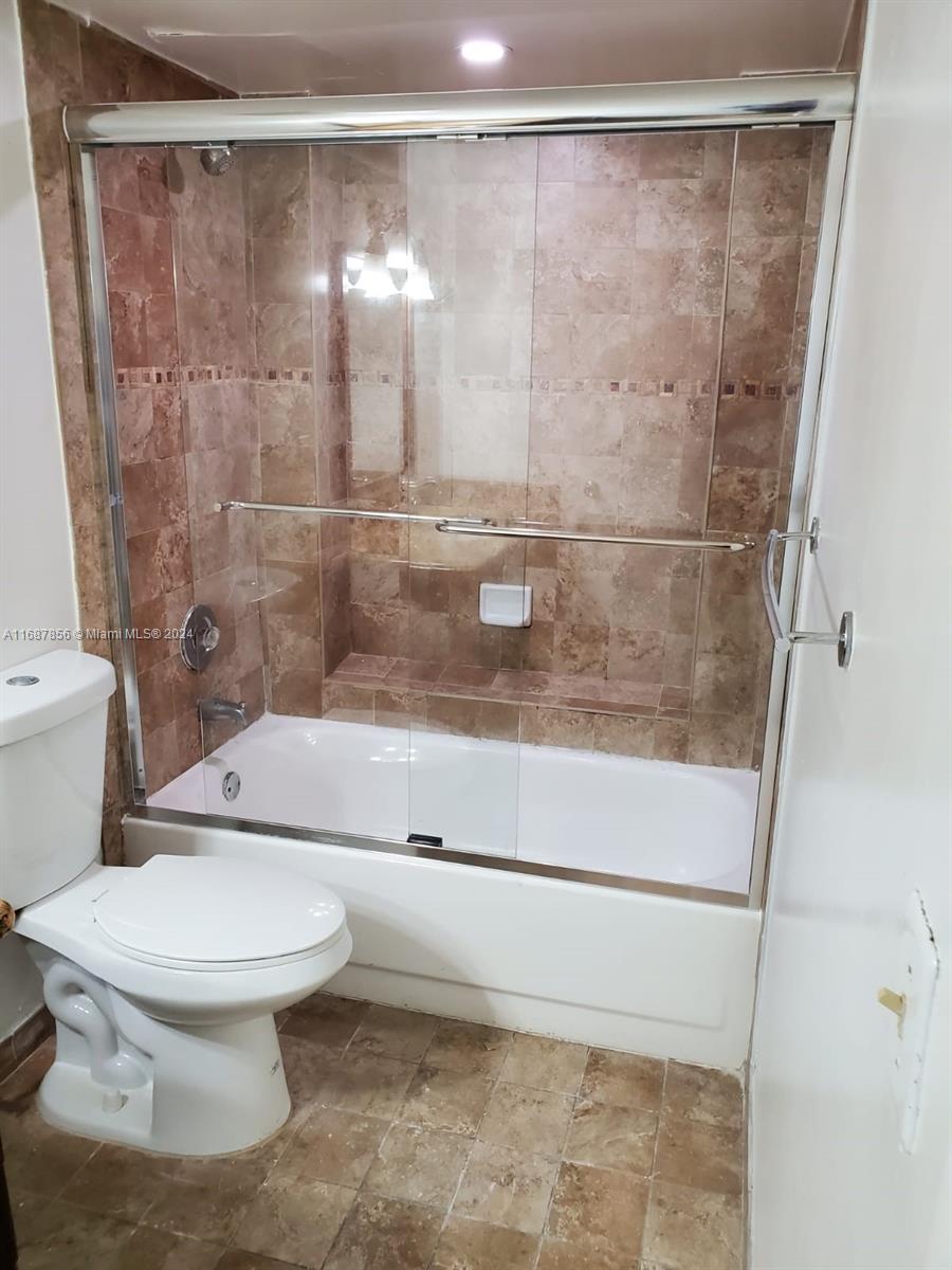 LAS VISTAS AT DORAL CONDO - Residential Lease