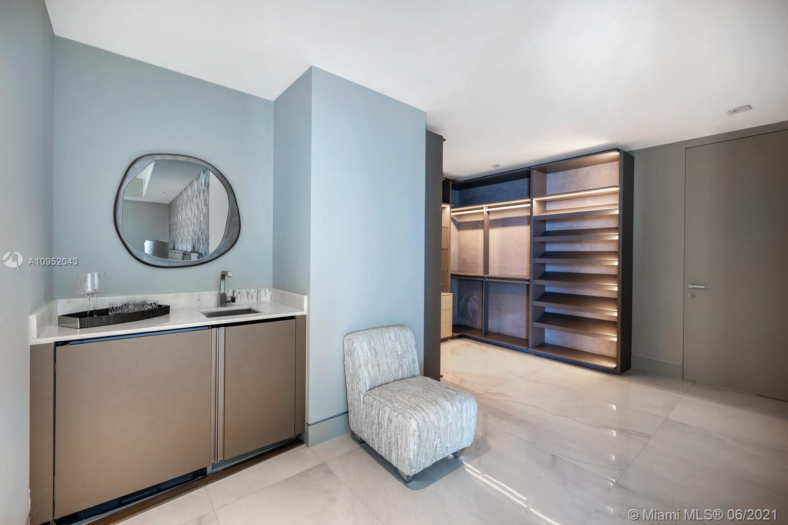 18975 COLLINS CONDO - Residential