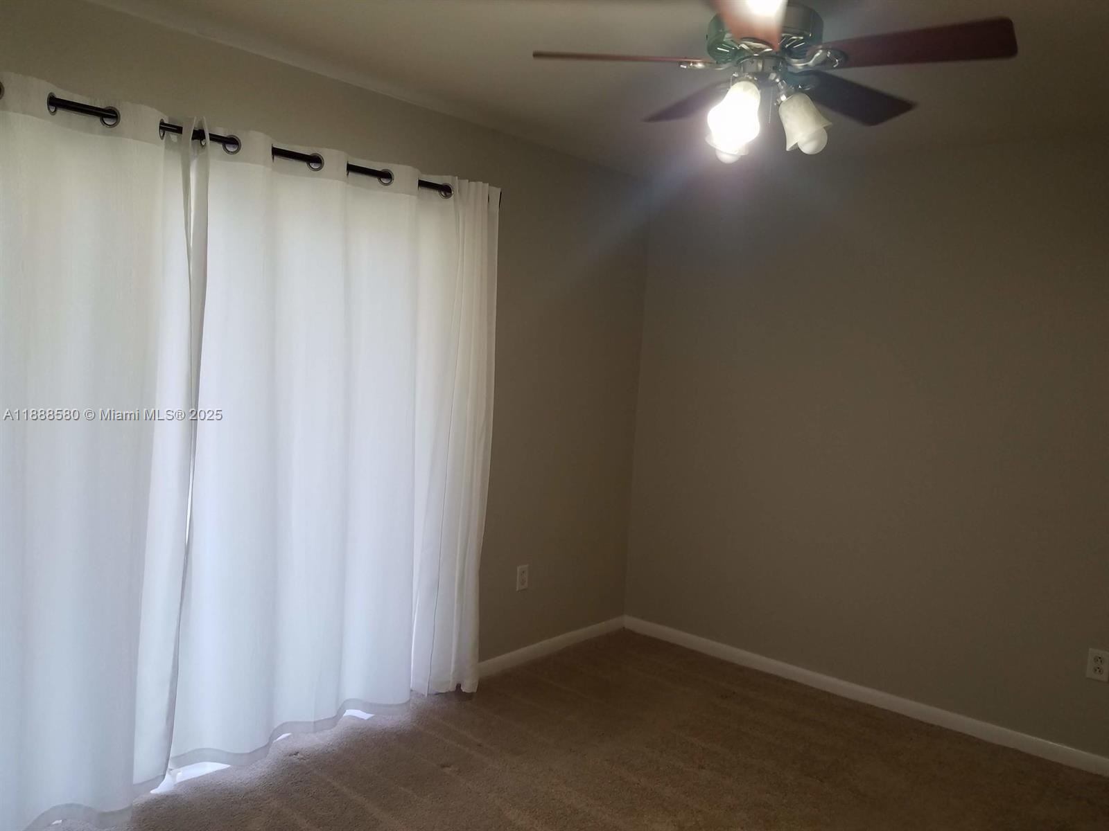 PALM LAKE CONDO - Residential