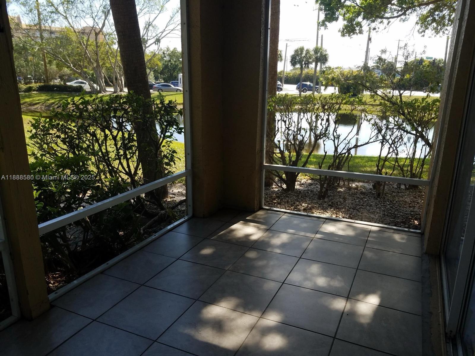 PALM LAKE CONDO - Residential