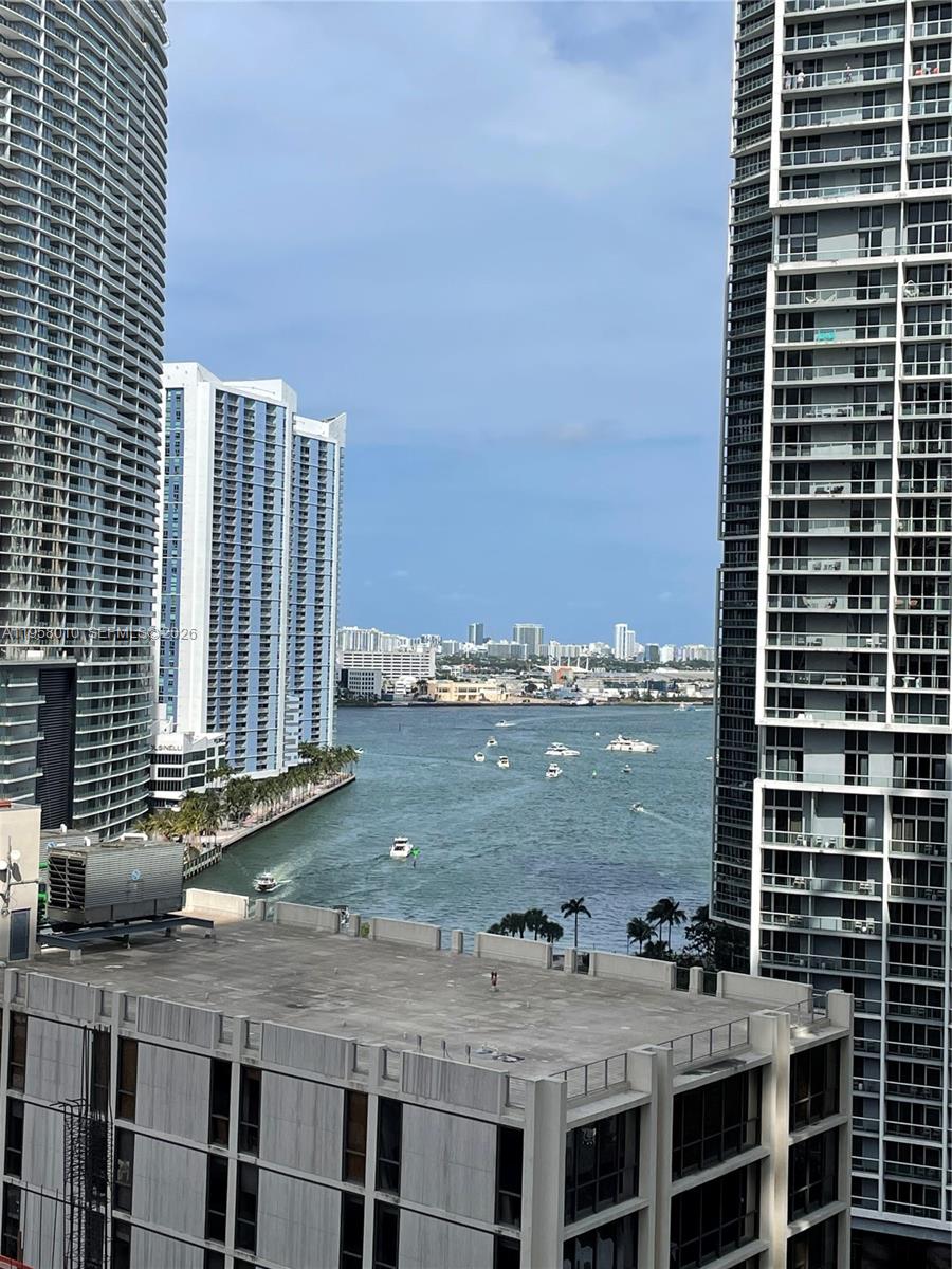 500 BRICKELL WEST CONDO - Residential