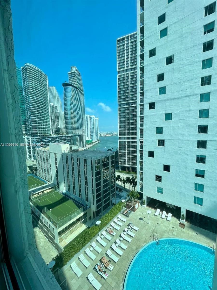 500 BRICKELL WEST CONDO - Residential