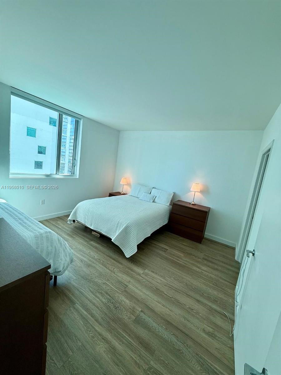 500 BRICKELL WEST CONDO - Residential