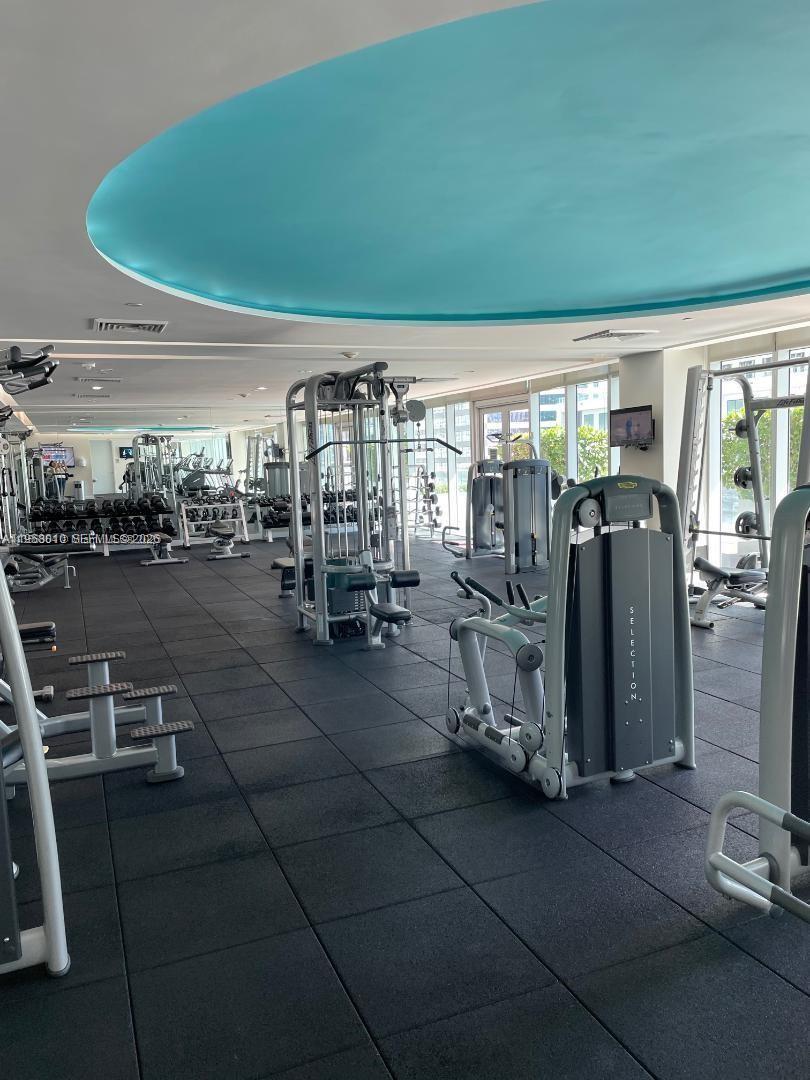 500 BRICKELL WEST CONDO - Residential