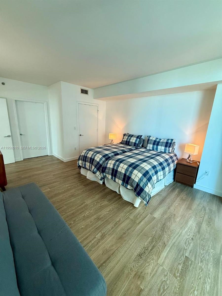 500 BRICKELL WEST CONDO - Residential