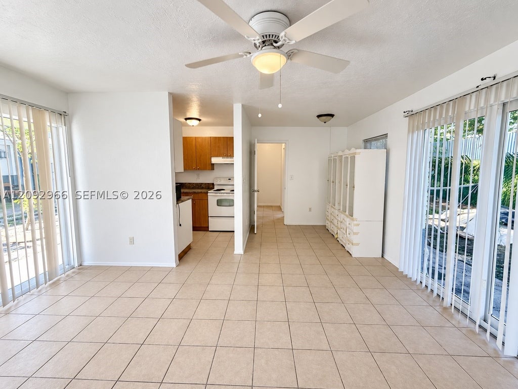 Photo of 119 NW 43rd Ct #5, Oakland Park, FL 33309 (MLS # A12092966)