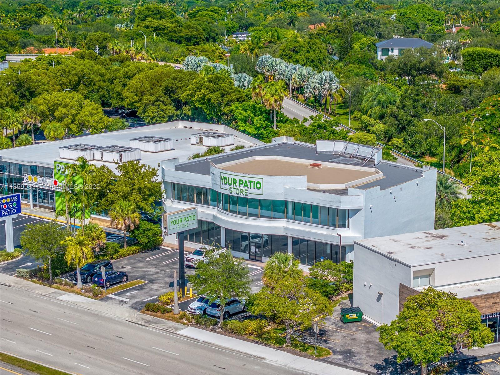 9855 South Dixie Highway is located on the highly
visible and heavily trafficked South Dixie Highway
(US-1), this property presents an exceptional
opportunity for investors, owner-users, or
developers to capitalize on one of Miami-Dade’s
most established retail and business corridors. Just
minutes from Dadeland Mall, Pinecrest, and major
highways, this location offers unbeatable exposure
and​​‌​​​​‌​‌​​​‌‌​​​‌‌‌​​‌​​‌‌​​​​ accessibility.