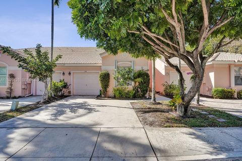 274 Coral Trace Ln Delray Beach FL 33445