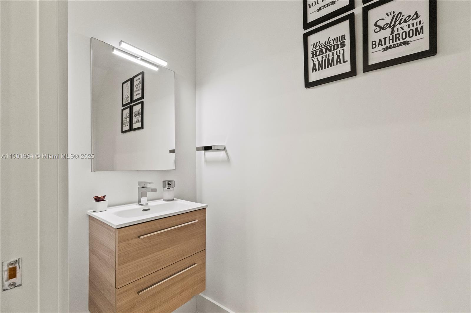 PLANTATION BUSINESS PARK - Residential Lease