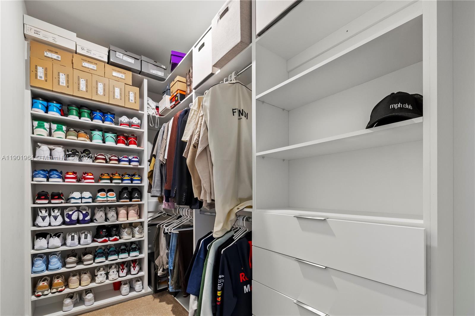 PLANTATION BUSINESS PARK - Residential Lease