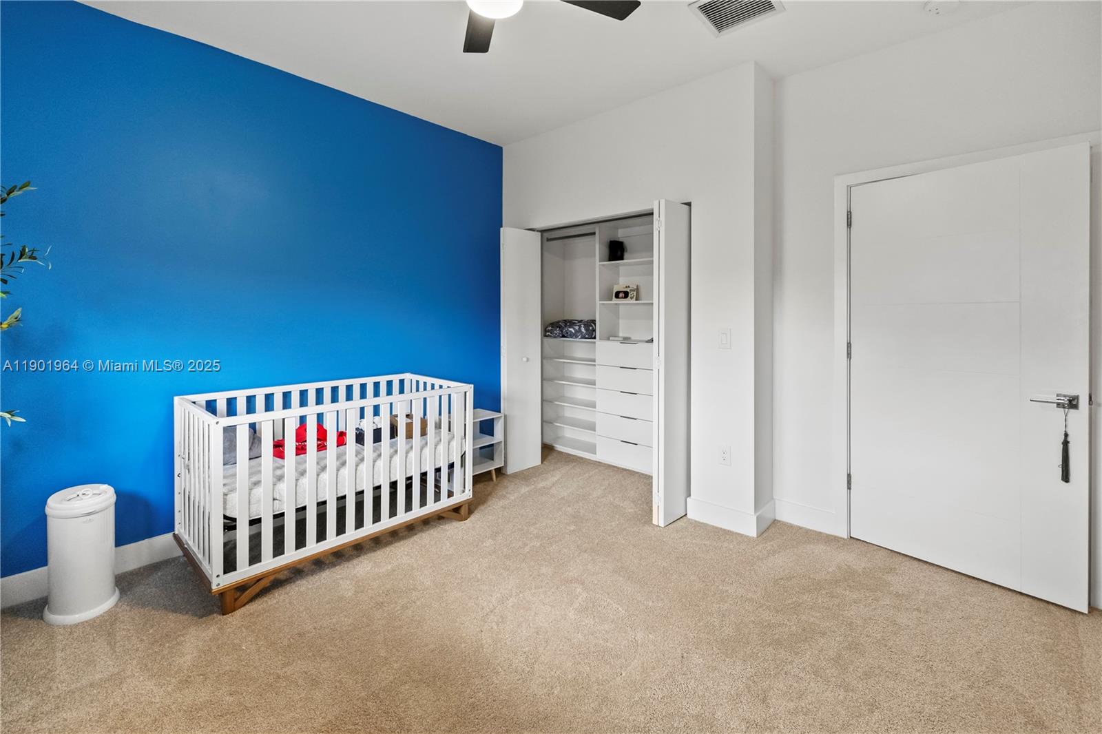 PLANTATION BUSINESS PARK - Residential Lease