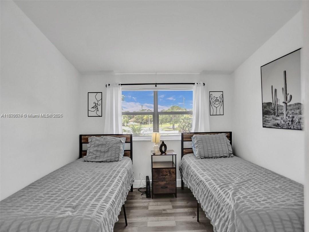 WESTFIELD AT WPB - Residential Lease