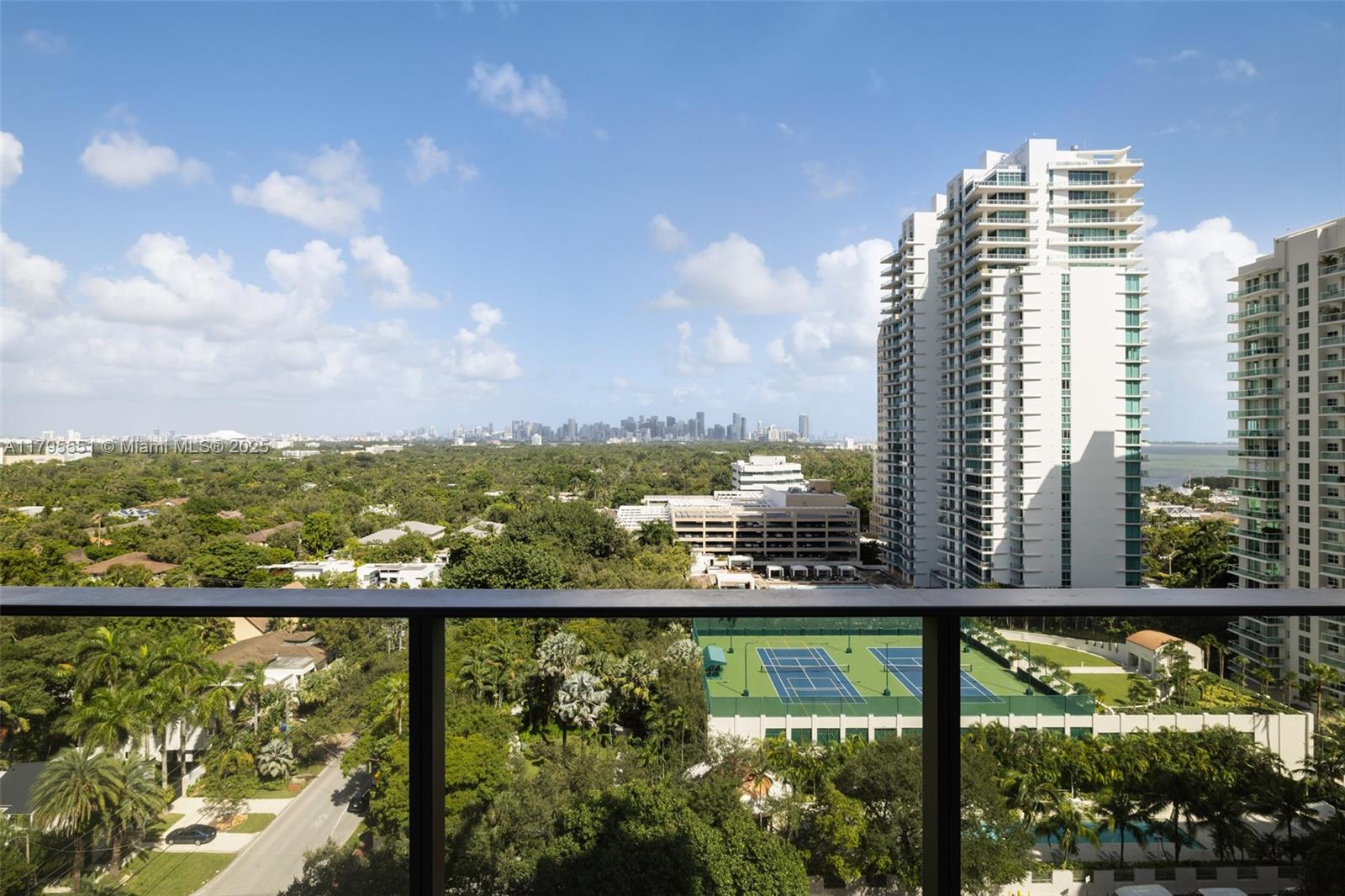 2678 Tigertail Ave 1104, Miami, Broward County, Florida - 2 Bedrooms  
3 Bathrooms - 