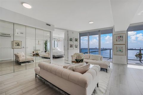 Tiny photo for 2900 NE 7th Ave #4003, Miami, FL 33137 (MLS # A12002567)