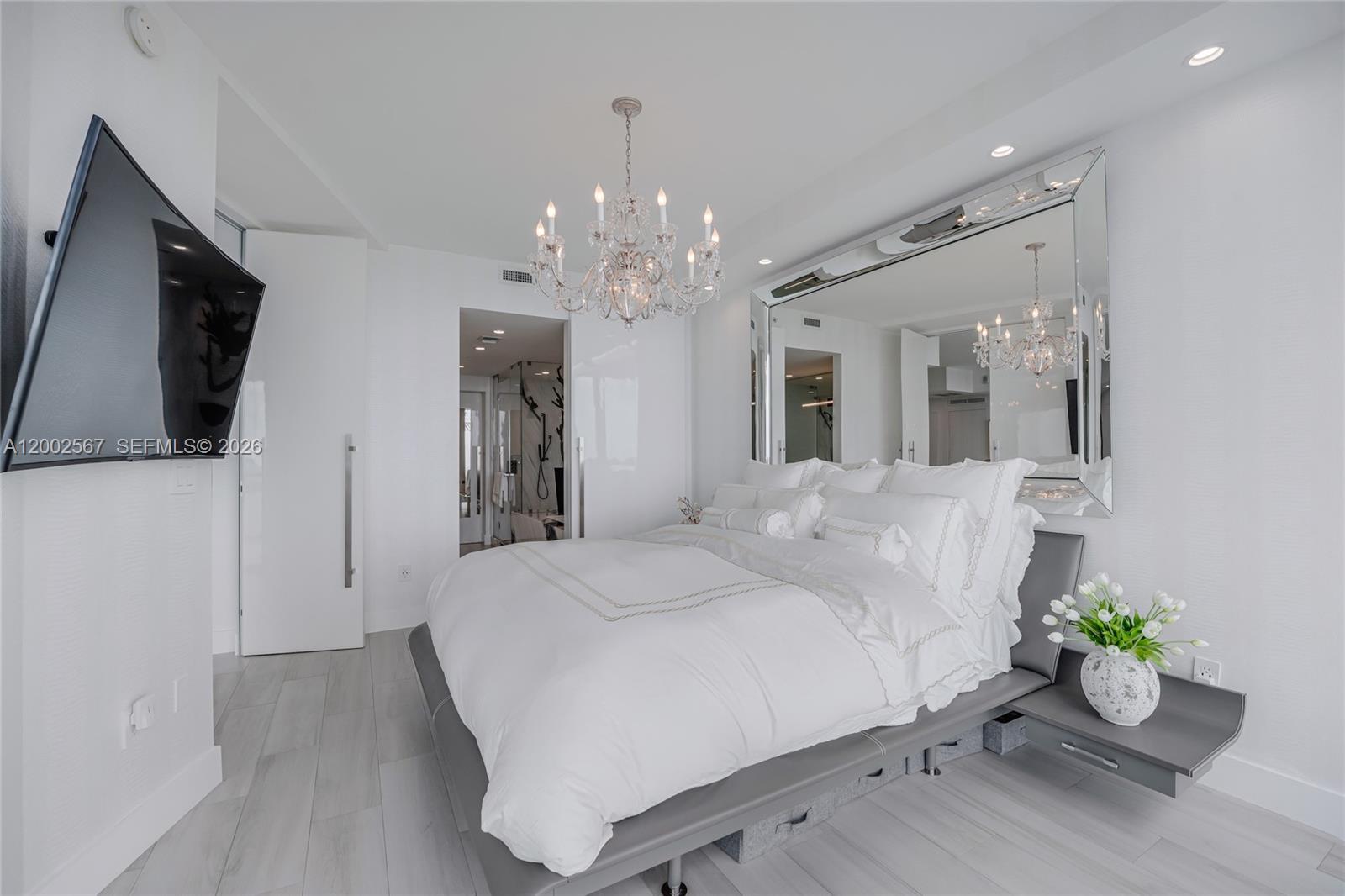 BISCAYNE BEACH CONDO - Residential