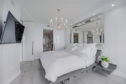 Tiny photo for 2900 NE 7th Ave #4003, Miami, FL 33137 (MLS # A12002567)