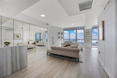 Tiny photo for 2900 NE 7th Ave #4003, Miami, FL 33137 (MLS # A12002567)