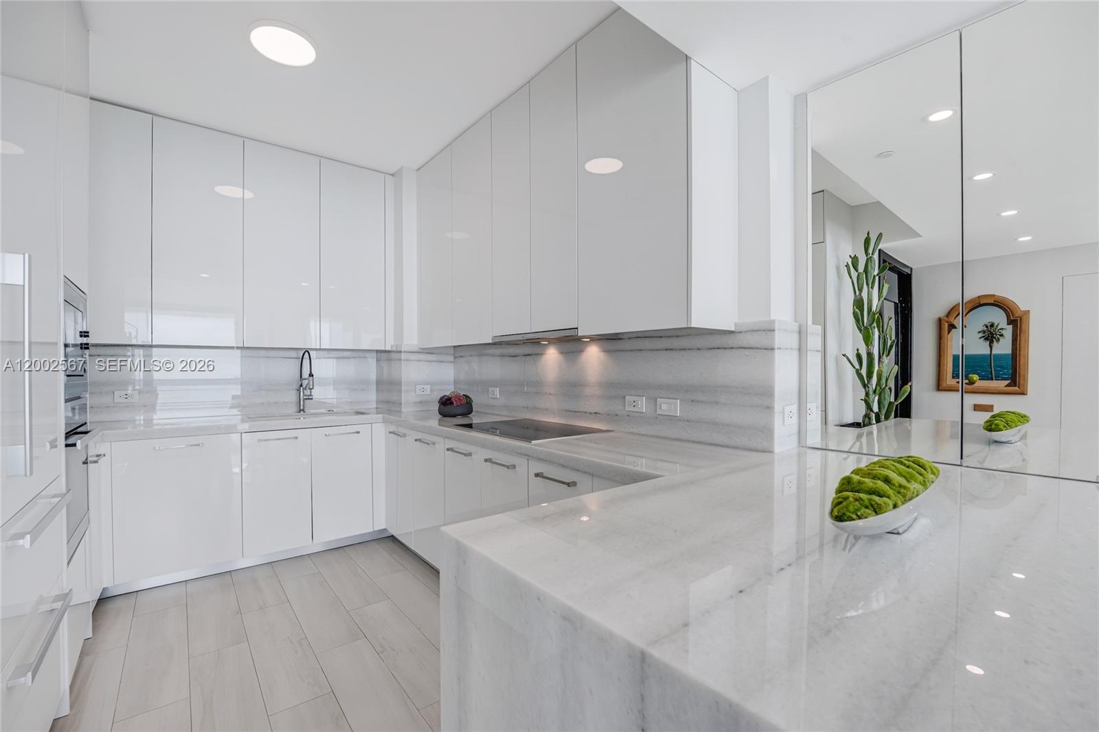 BISCAYNE BEACH CONDO - Residential