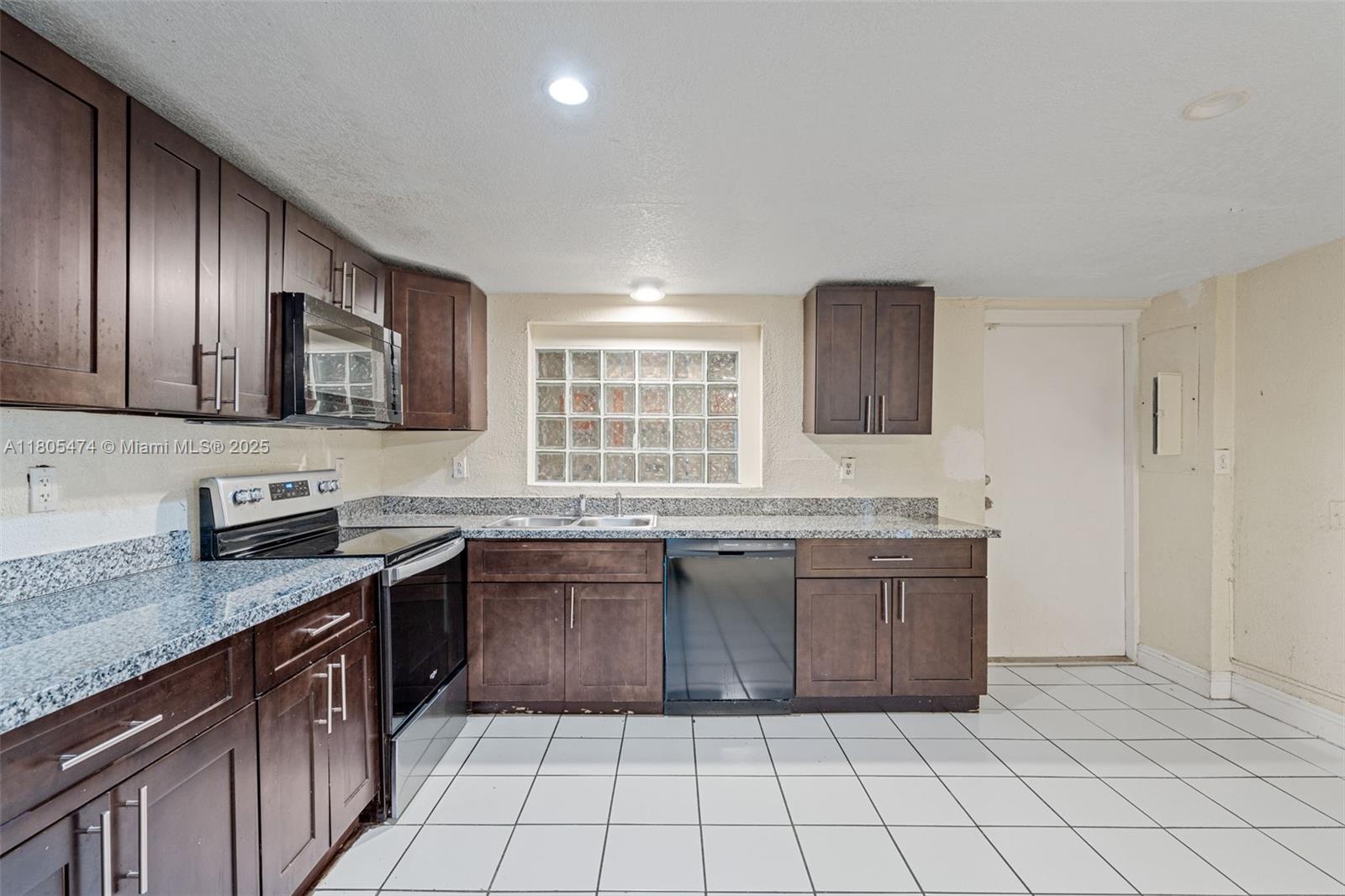 MELROSE PARK SECTION 3 - Residential Lease