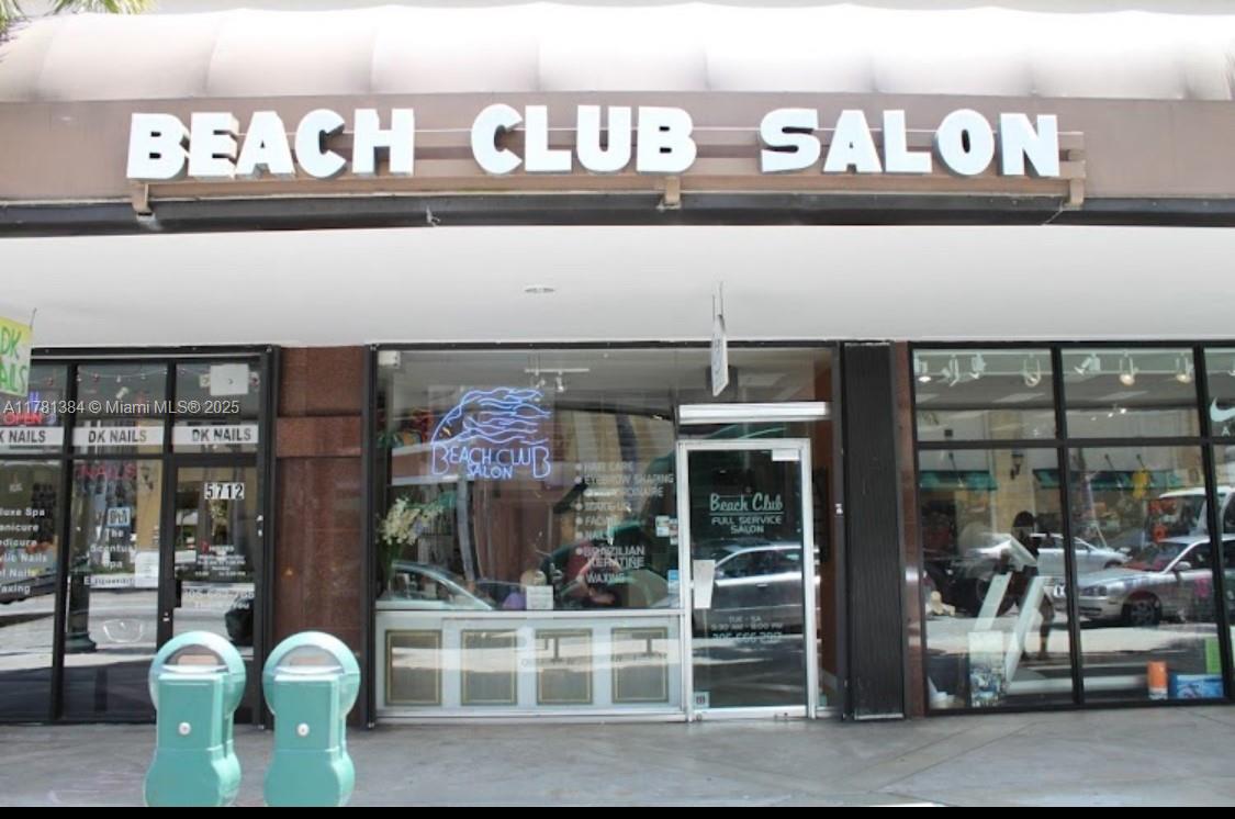 Unique Opportunity: For Sale of Established Beauty Salon and Spa.A remarkable beauty salon and spa,with 35 years of experience and fully renovated, Located in the most emerging city in Florida, (SOUTH MIAMI) this establishment boasts a unique location that attracts a diverse and growing clientele. Business Features: Proven Experience:35 years of successful operations in the market. Recent Renovations: Modernized facilities that offer a welcoming and appealing environment for clients.- Strategic Location: Situated in a high-traffic area, ideal for attracting new clients while retaining existing ones.- Private Mezzanine: A practical and elaborately designed area that provides a sense of privacy and exclusivity for clients, PLEASE DO NOT DISTURBE EMPLOYEES AND OWNER, ONLY BY APPOINTMENT