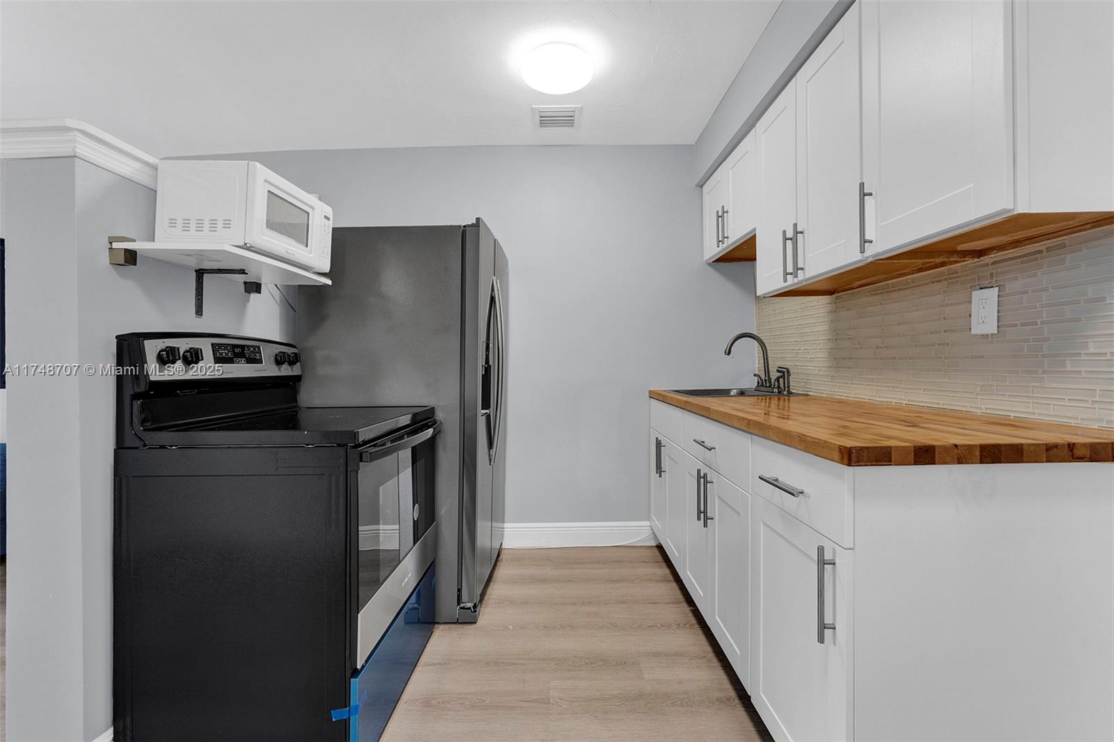 OAK GROVE - Residential Lease