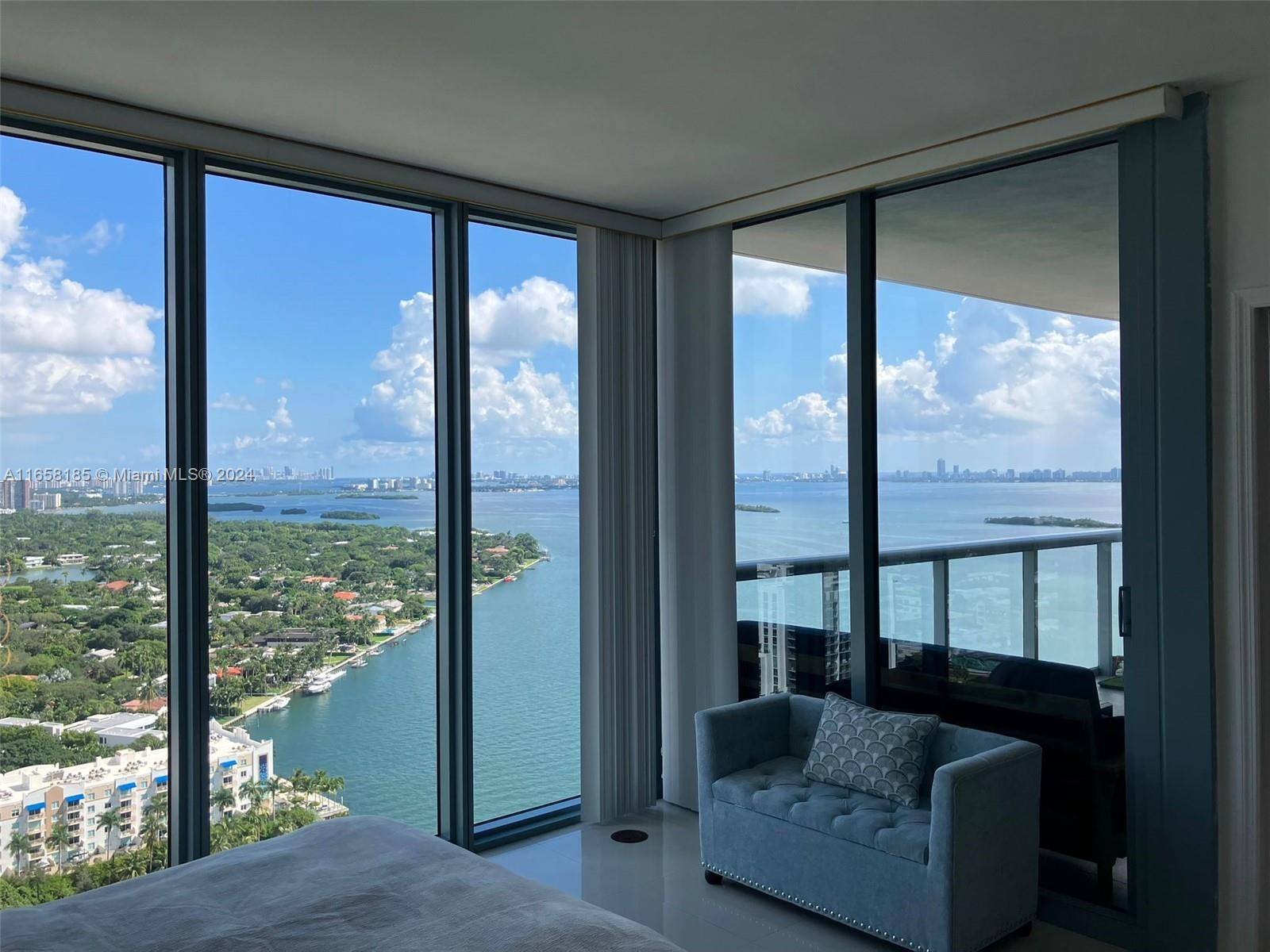 Location Location Location. BREATHTAKING water views from this modern unit in the heart of Miami. Enjoy what Miami has to offer a few minutes to the beautiful beaches, Downtown, Midtown, Wynwood, Design District and Brickell. Building offers great amenities.