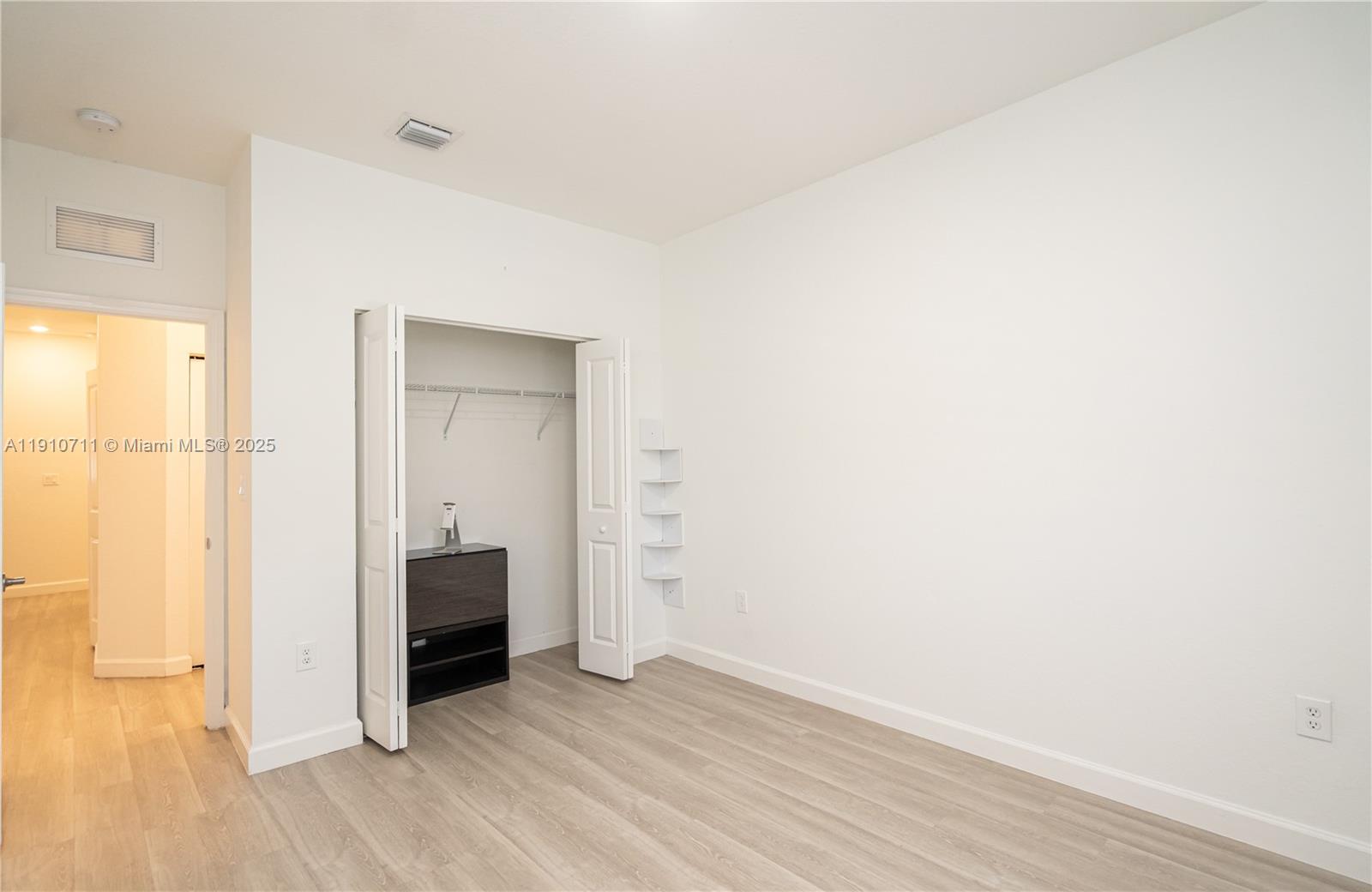 COCO PALM VILLAS - Residential