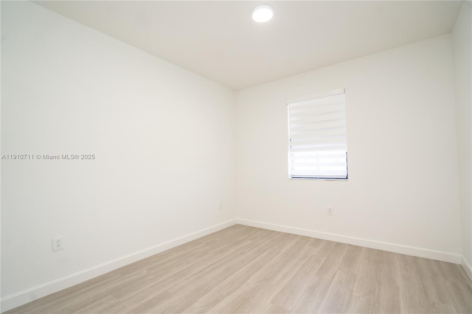 COCO PALM VILLAS - Residential