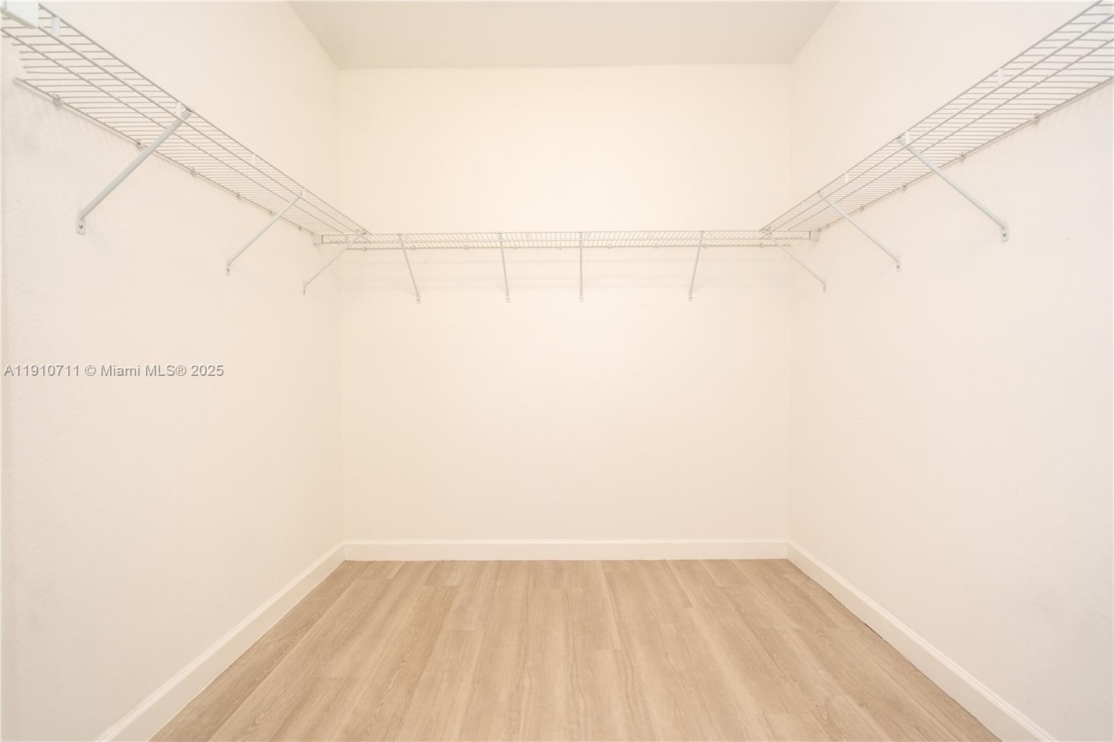 COCO PALM VILLAS - Residential