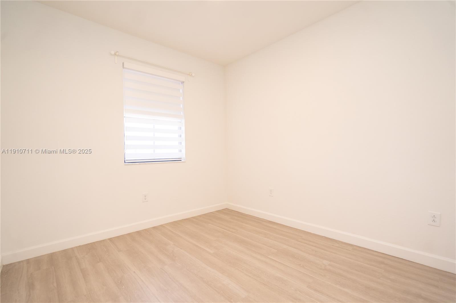 COCO PALM VILLAS - Residential