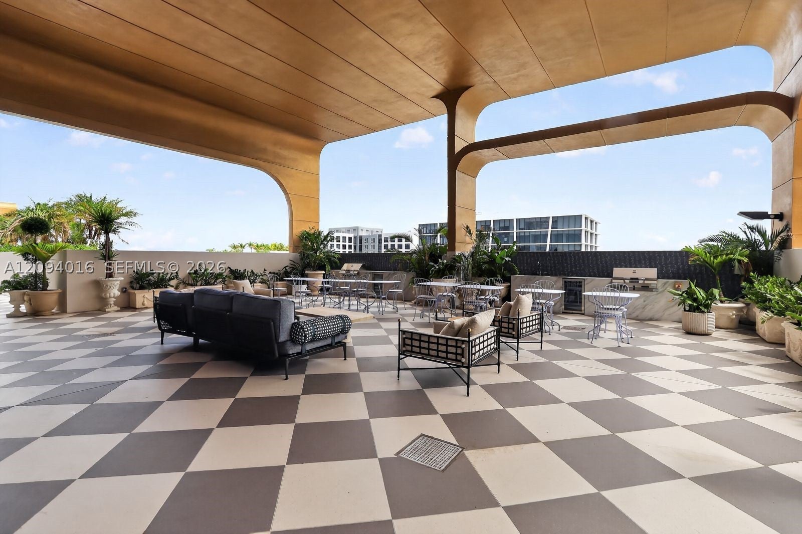 2700 NW 2ND AVE 545