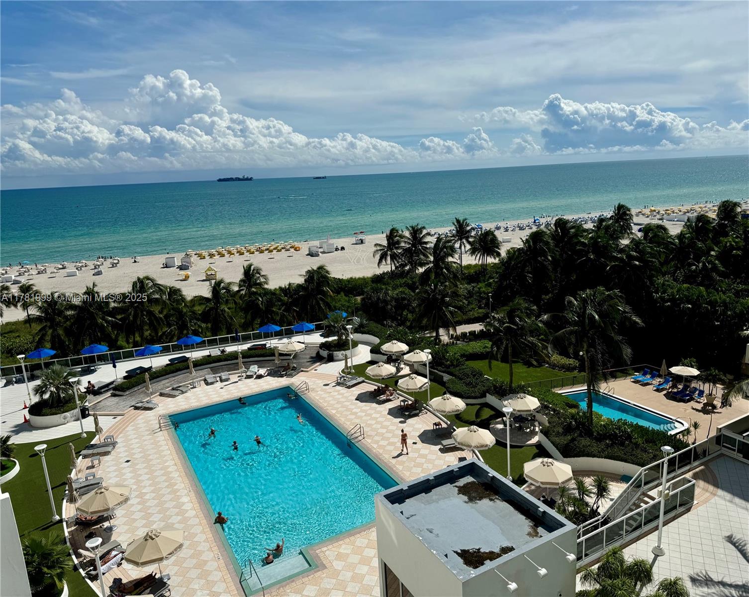 Rental Property at 100 Lincoln Rd 836, Miami Beach, Miami-Dade County, Florida - Bathrooms: 1  - $3,000 MO.