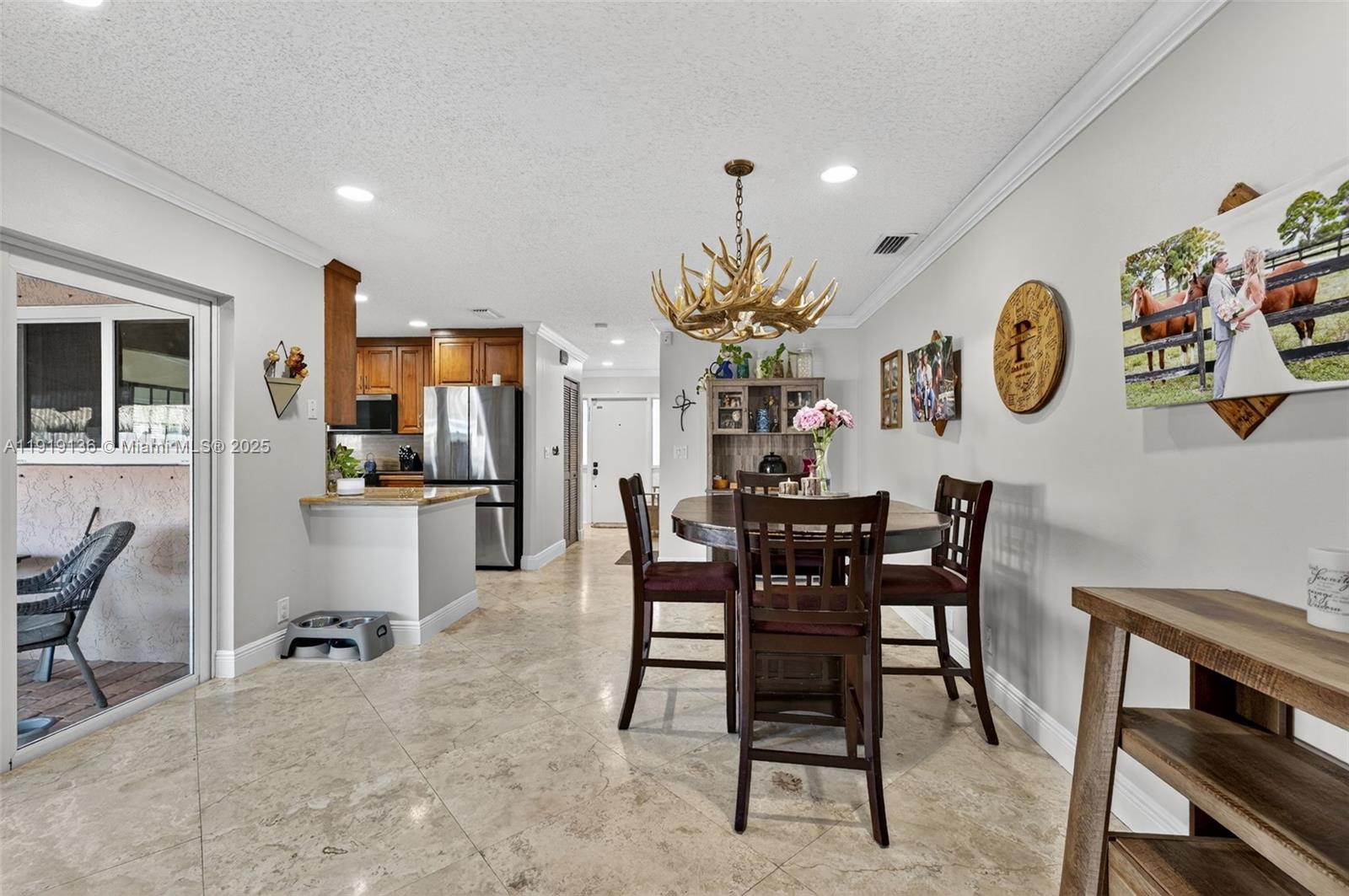 CRYSTAL HEIGHTS - Residential