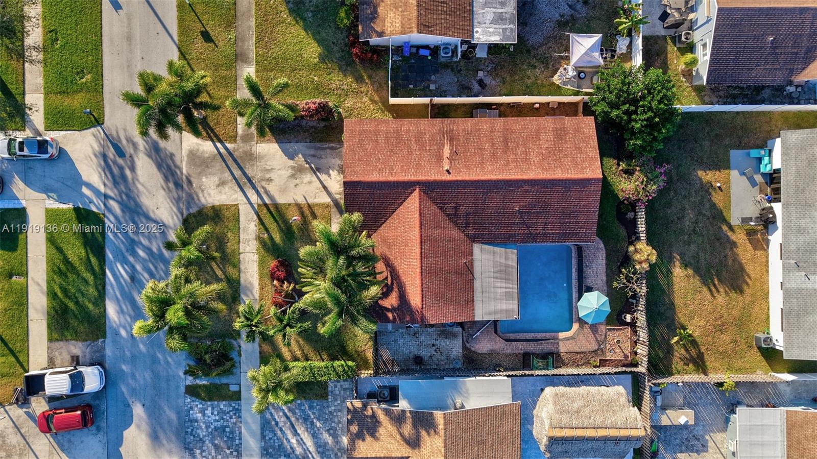 CRYSTAL HEIGHTS - Residential