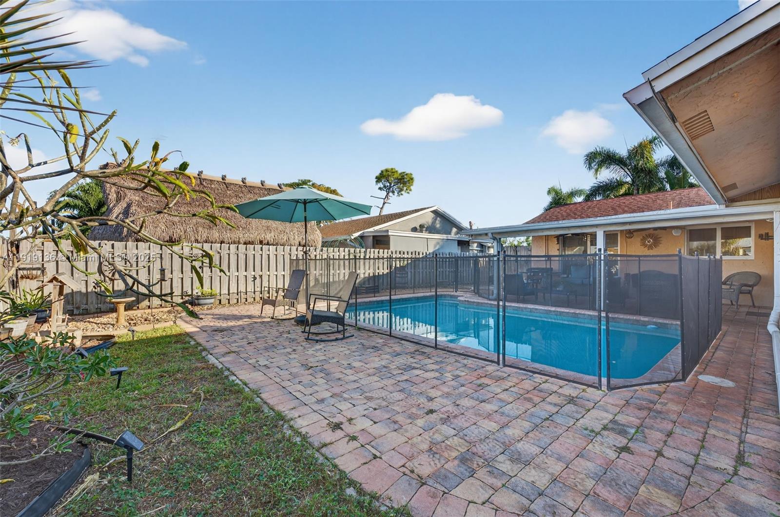 CRYSTAL HEIGHTS - Residential