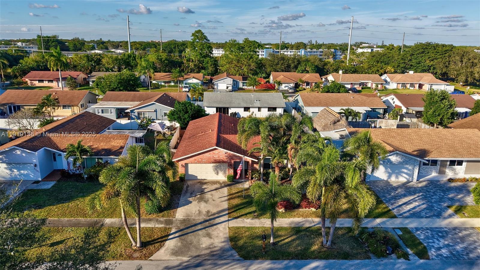 CRYSTAL HEIGHTS - Residential