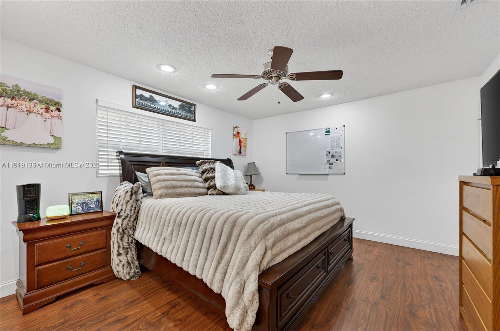 CRYSTAL HEIGHTS - Residential