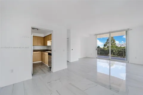 MLS: A11753425