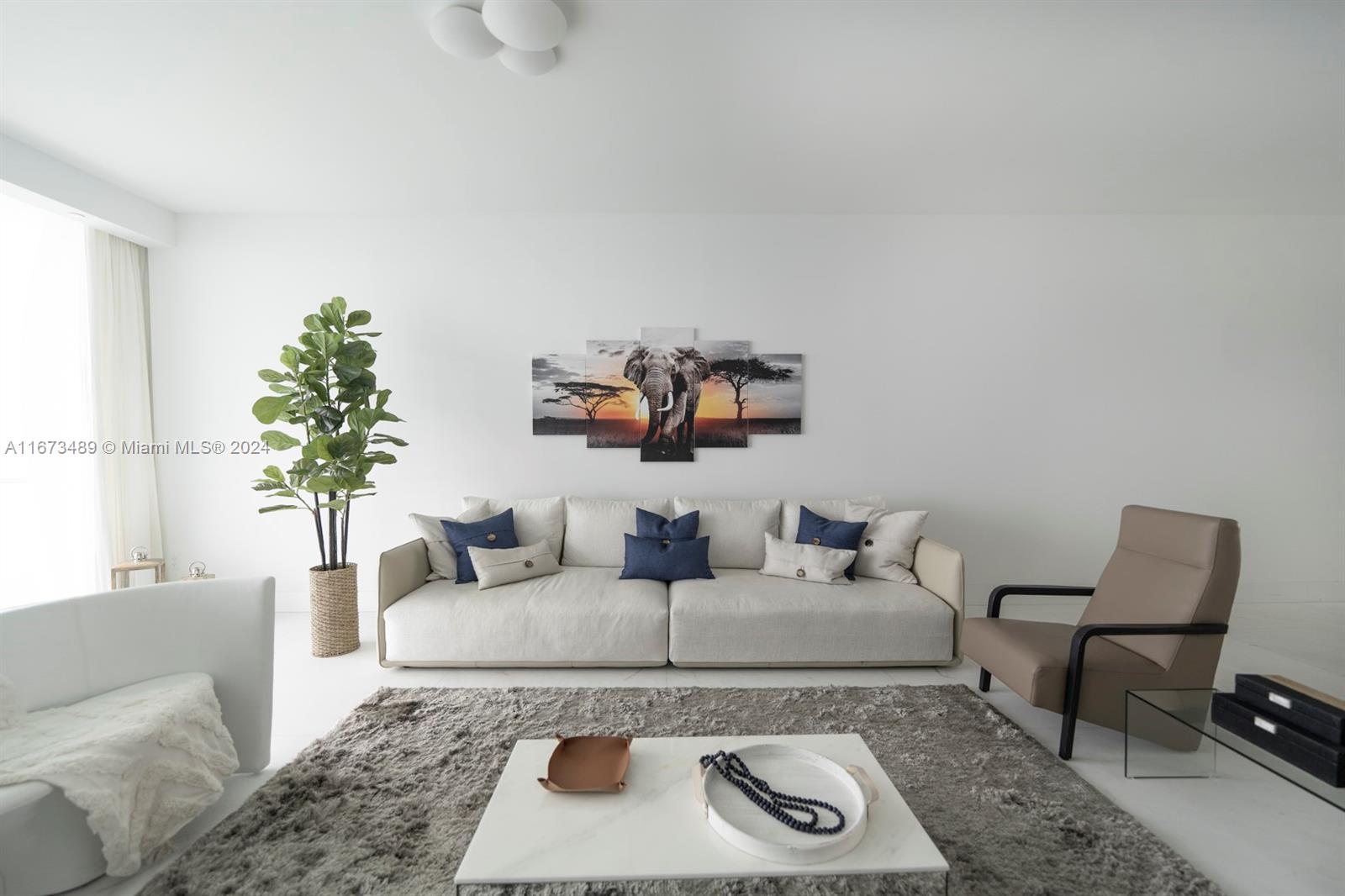 JADE SIGNATURE CONDO - Residential