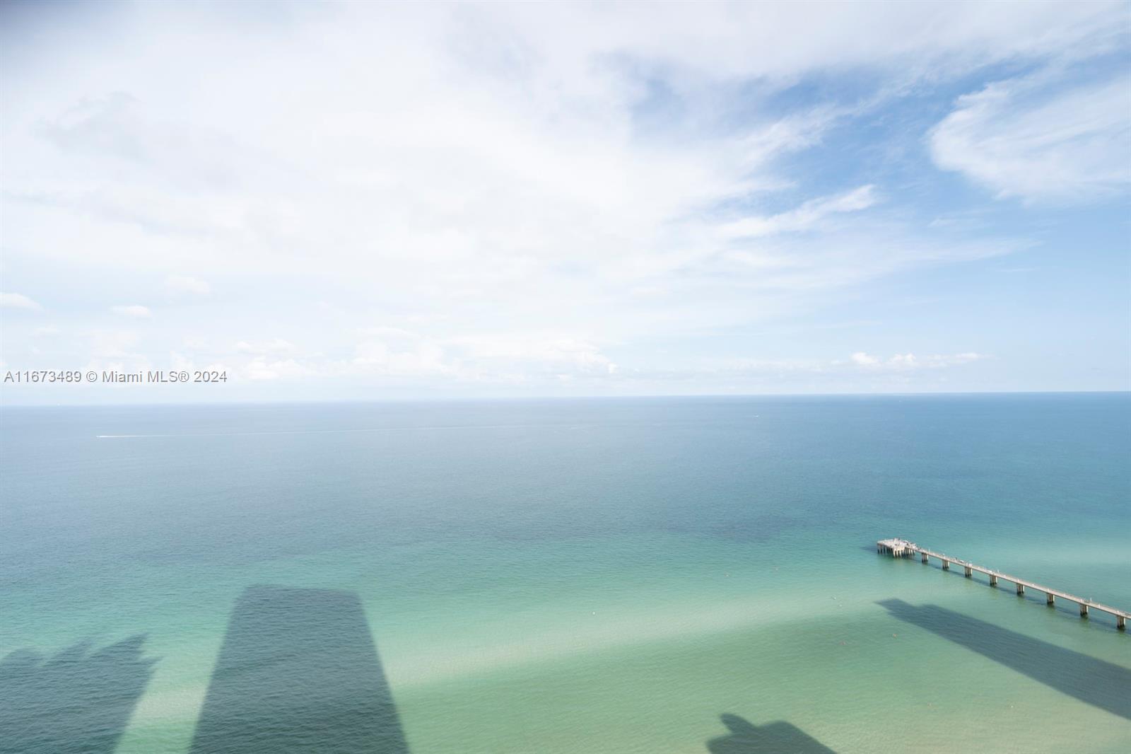 JADE SIGNATURE CONDO - Residential