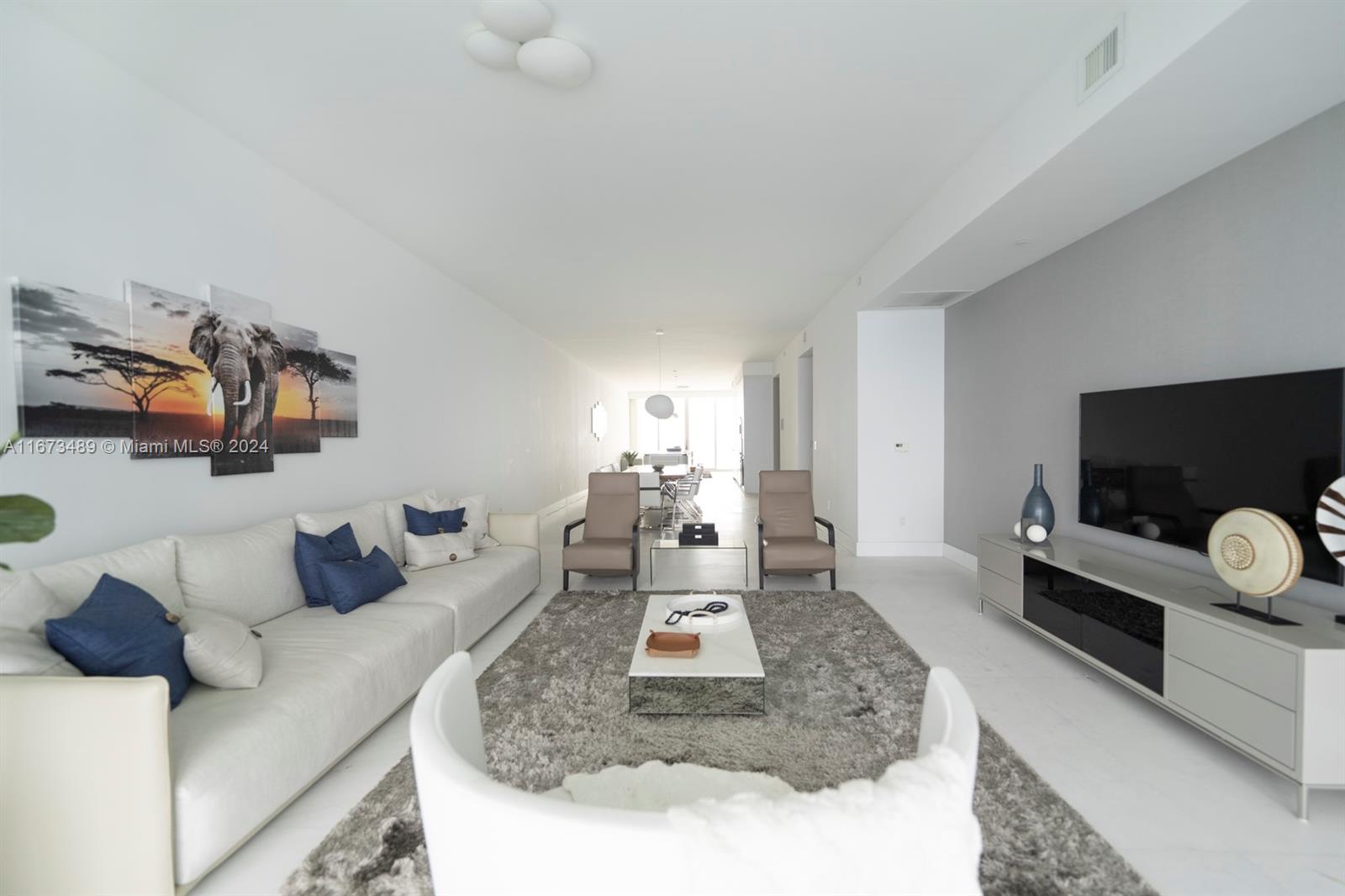 JADE SIGNATURE CONDO - Residential