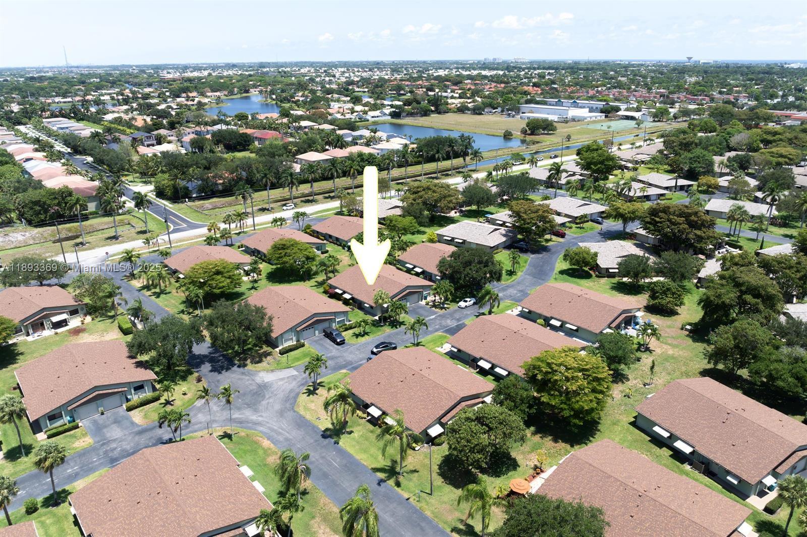 CHANTECLAIR VILLAS CONDO - Residential