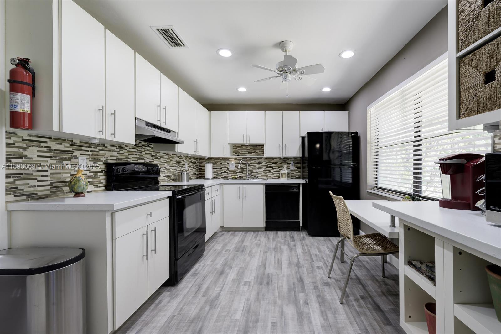 CHANTECLAIR VILLAS CONDO - Residential