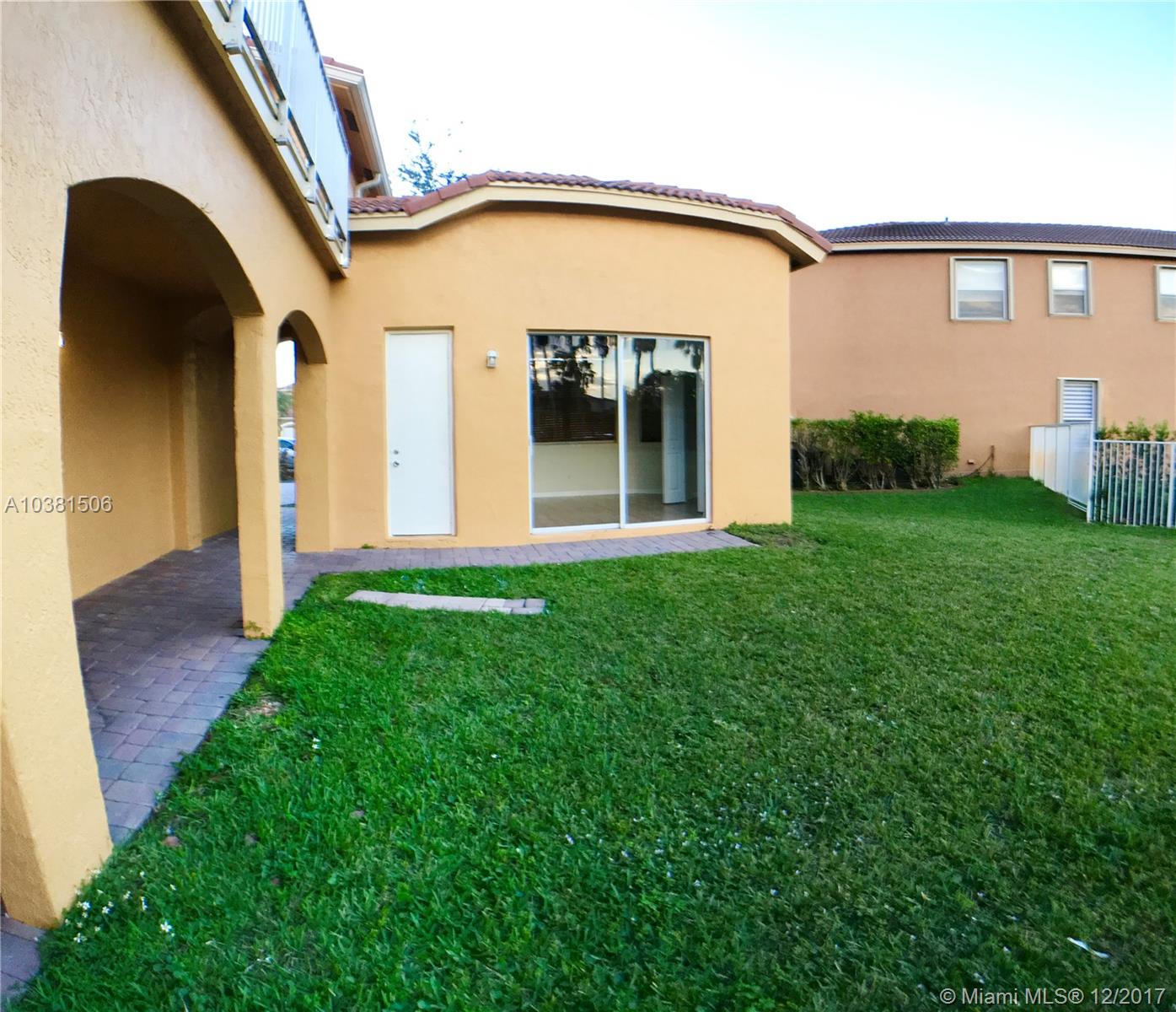 POD 2 AT MONARCH LAKES - Residential Lease