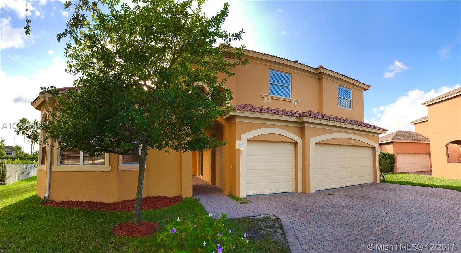 POD 2 AT MONARCH LAKES - Residential Lease