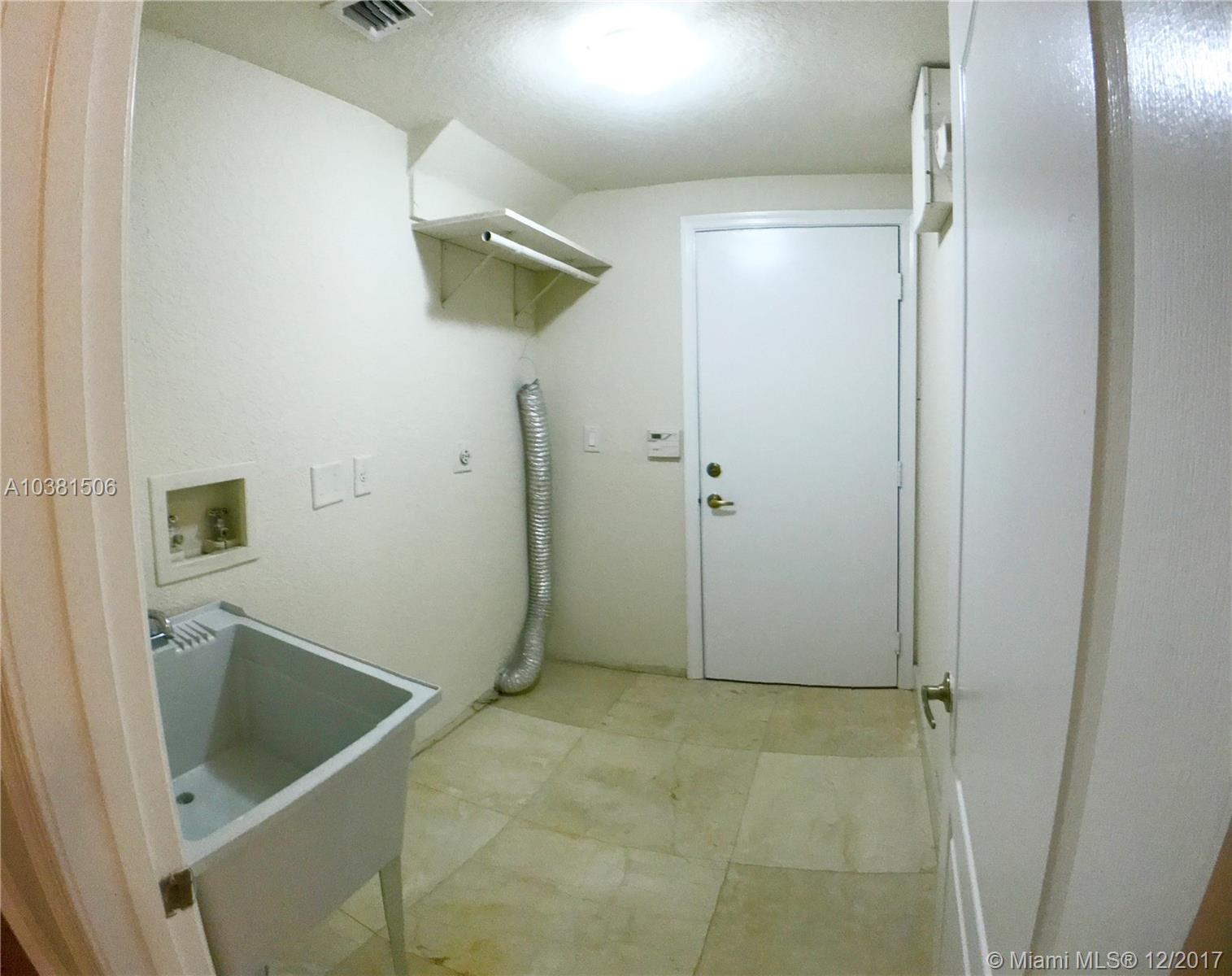 POD 2 AT MONARCH LAKES - Residential Lease